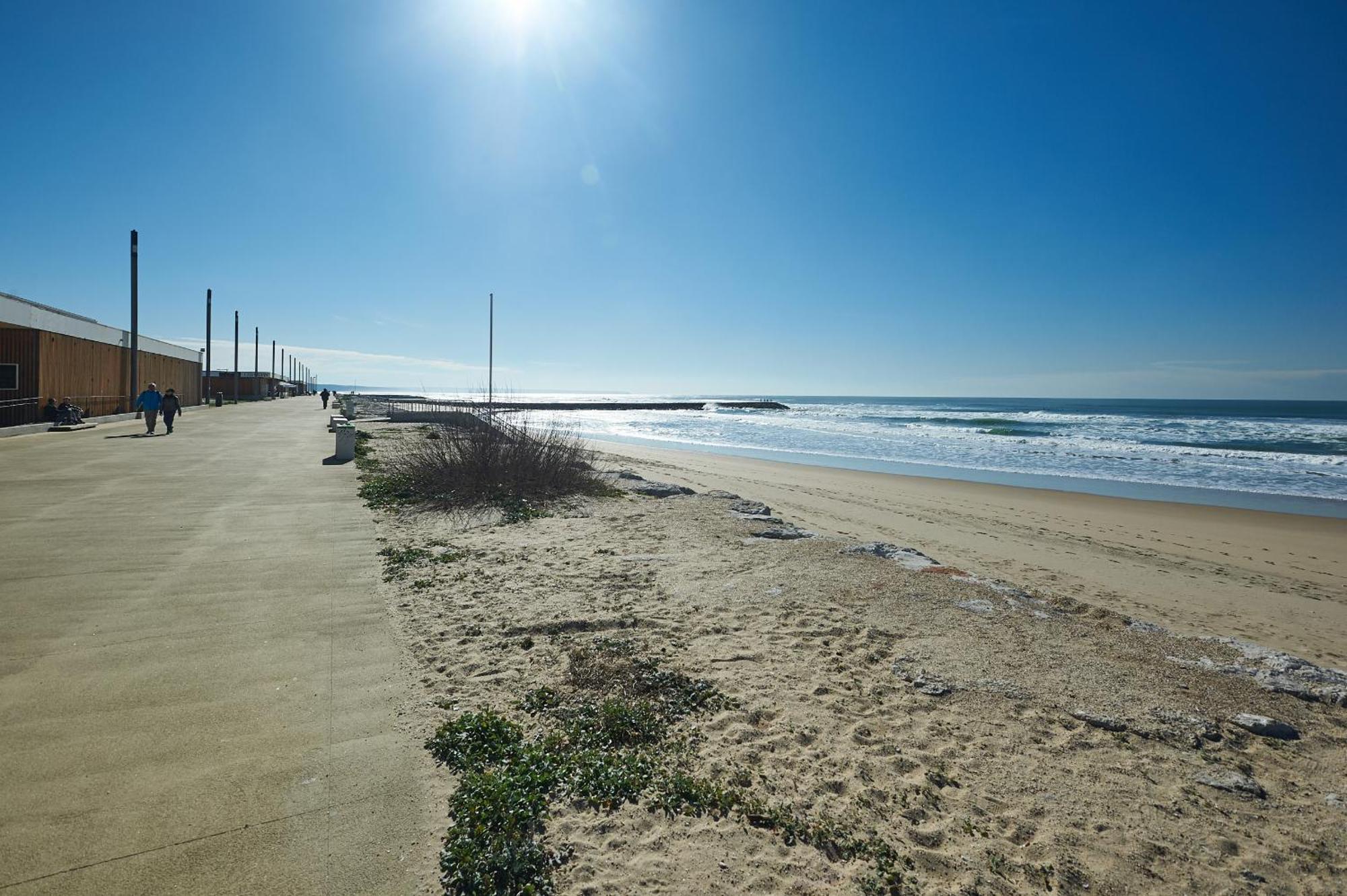Beguest Beachfront Apartment Caparica Lisbon Costa de Caparica Exteriör bild
